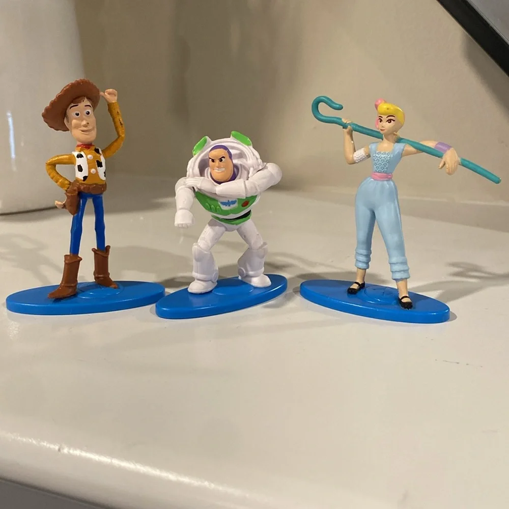 Small Toy Story Figures - Woody Buzz Lightyear Jesse    pixar disney toys toy